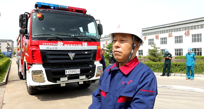 海倫市利民萬(wàn)佳鍋爐開展政企聯(lián)動(dòng)安全生產(chǎn)應(yīng)急演練活動(dòng)